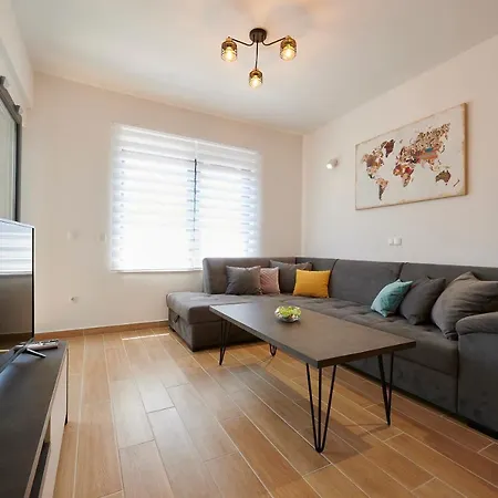 Apartment Antica *