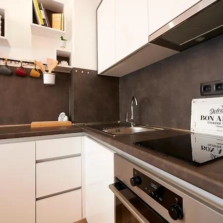 Antica * Τρογκίρ